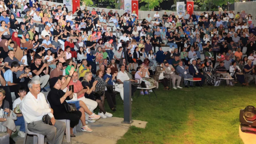 Talas'ta Babalar Günü Coşkusu 'Hoş Seda' İle Yaşandı