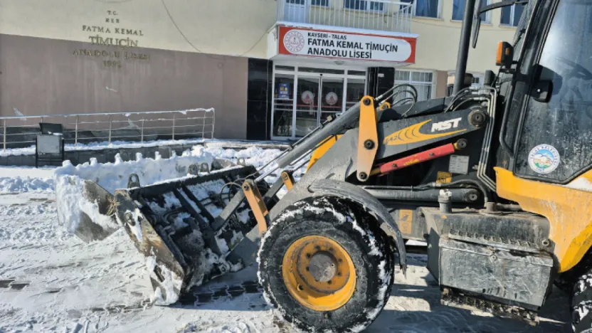 Talas'ta Öğrenciler Okula Temiz Başladı