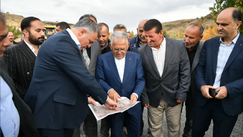Tomarza'da Altyapı ve Ulaşım Çalışmaları Hızla Devam Ediyor