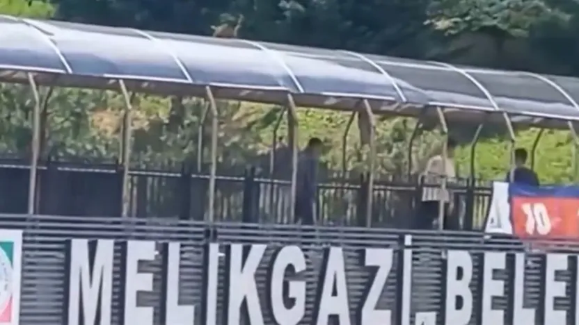 Üst geçitten araçlara taş ve izmarit atan 3 çocuk yakalandı