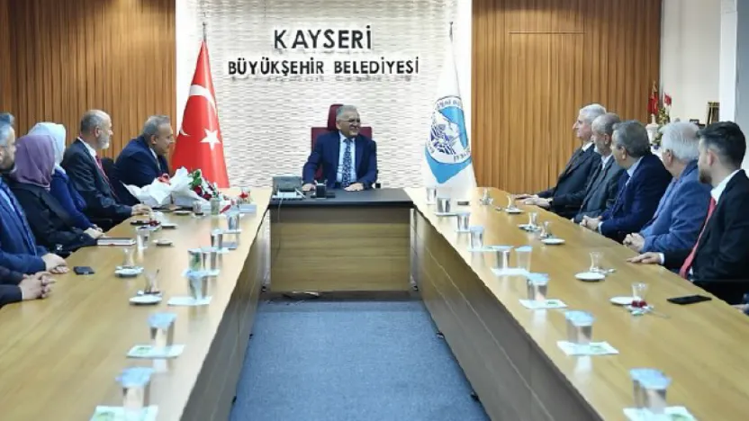 Vakıflar Haftası'nda Anlamlı Ziyaret