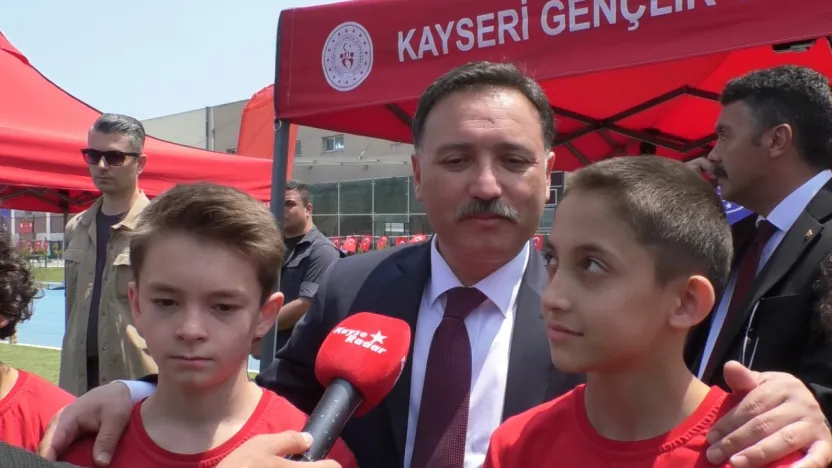 Vali Çiçek'ten 3'üncü yıl mesajı: 'Kayseri bizi bağrına bastı'