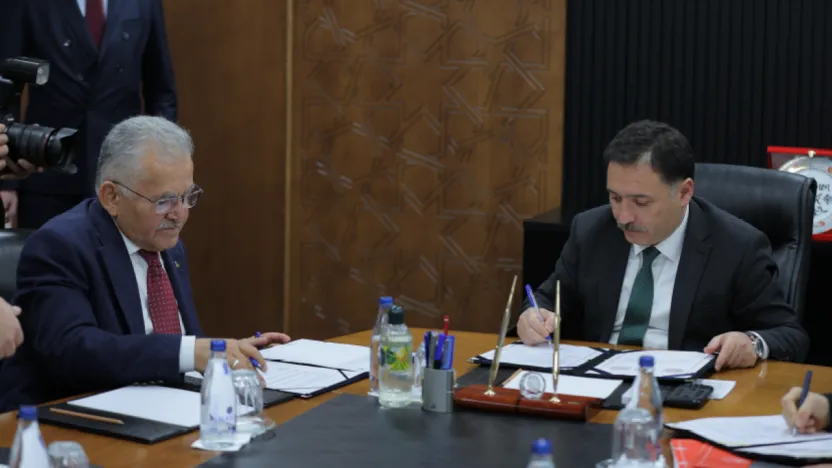 Vali Çiçek ve Başkan Büyükkılıç, Alzheimer Aktif Yaşam Merkezi Protokolünü İmzaladı