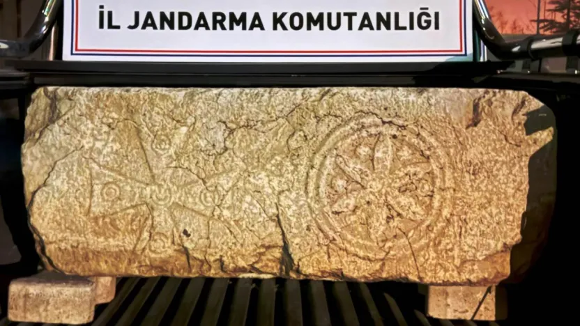 Yahyalı'da tarihi eser operasyonu: 1500 Yıllık Kapı Sütunu Bulundu