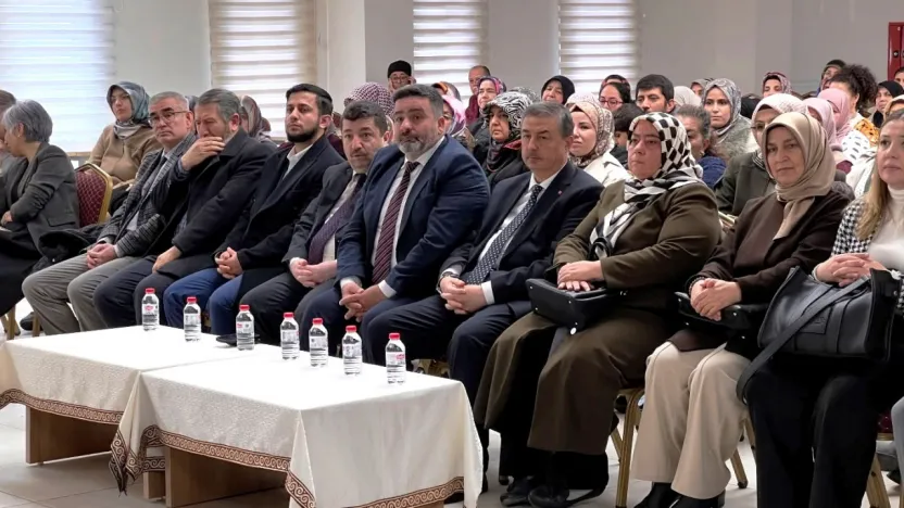 Yeşilhisar'da 'Ailem Benim Her Şeyim' konulu seminer düzenlendi