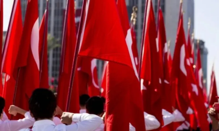 18 milyona yakın öğrenci Pazartesi ders başı yapacak