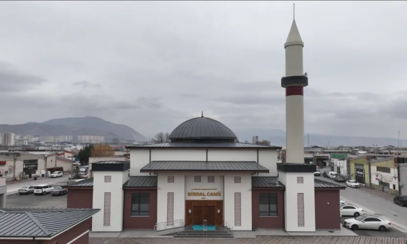 35 Milyon liralık cami, Anbar'da ibadete hazır