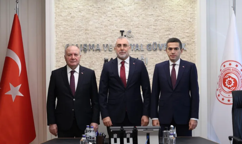 Bakan Işıkhan, 'Çalışanlarımızın gelirlerini koruyacak bir anlayışla çalışma yürütülecek'