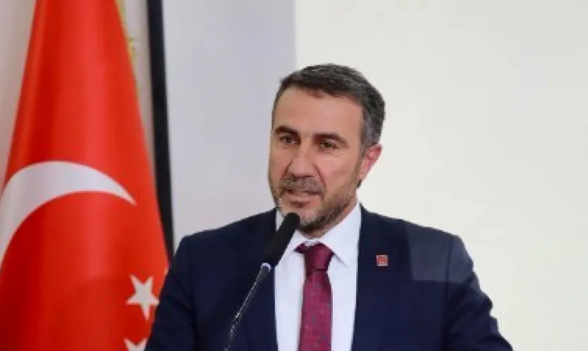 Başkan Altun'dan 'Genç Genel Başkan Mahmut Arıkan' vurgulu yanıt