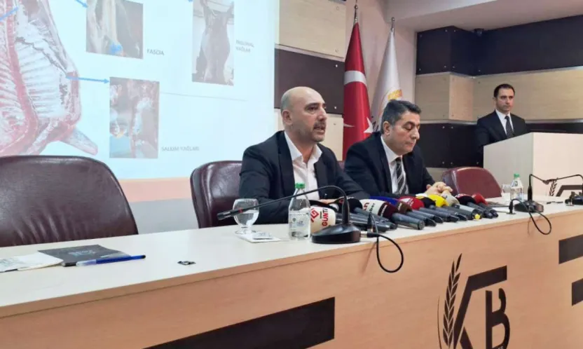 Başkan Bağlamış, Büyükbaş karkas kesimlerinin yağsız yapılacağını duyurdu