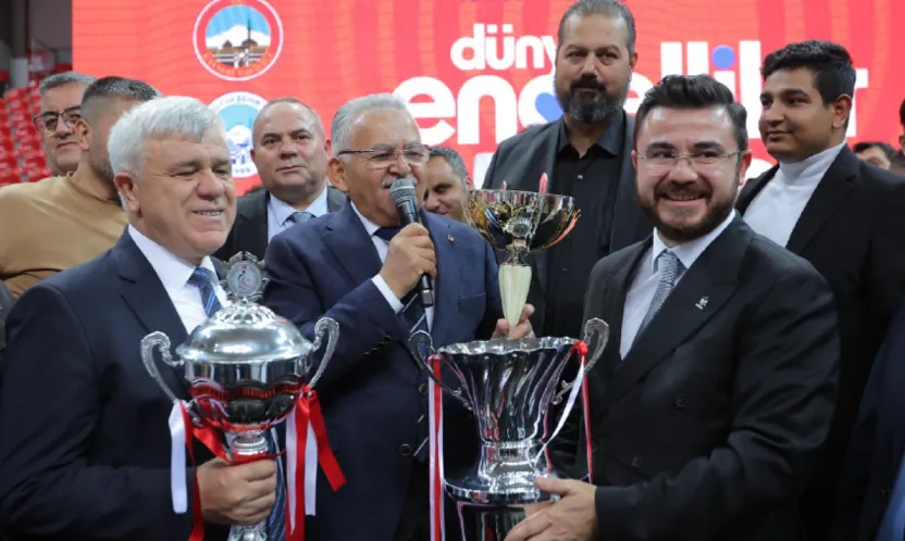 Başkan Büyükkılıç, Engelli Spor Kulüpleriyle bir araya geldi