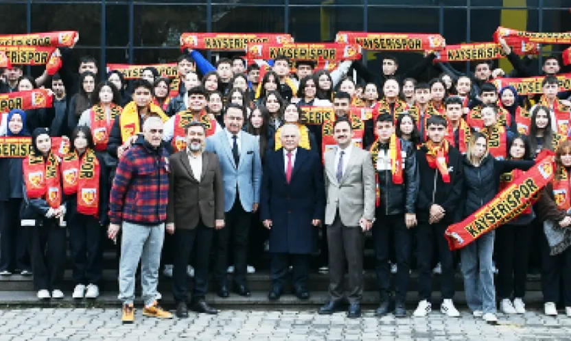 Başkan Büyükkılıç, Fevzi Çakmak Lisesi'ne Konuk Oldu