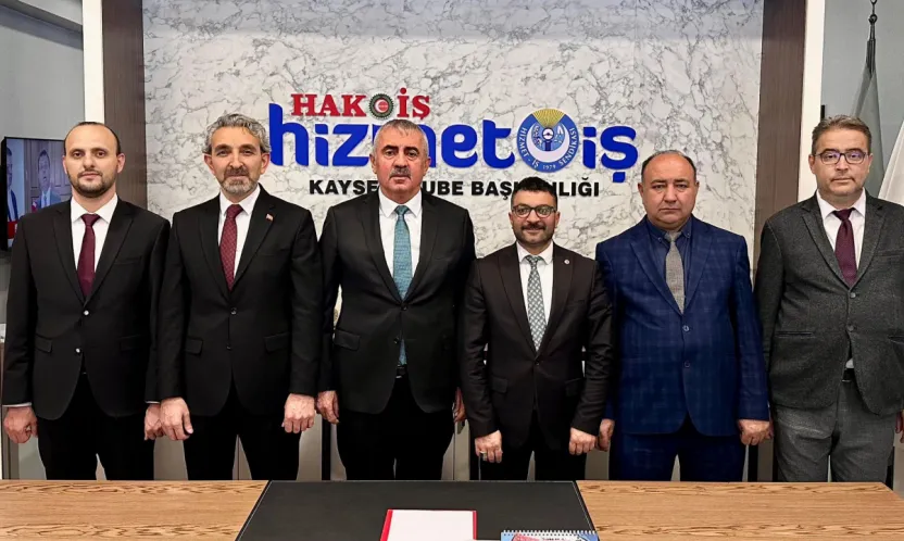 Başkan Navruz, 'Kayseri'den yükselen bir değerin, üst kademelerde bizleri temsil etmesi nedeniyle gururlu ve mutluyuz'