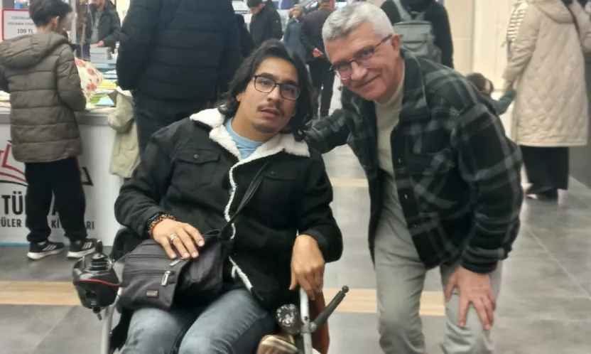 Bir Hafta Bir Yazar: Hikmet EKİZ