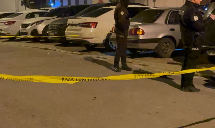 Bir kişinin darbedildiği kavgada etrafa ateş eden şahıslardan biri yakalandı