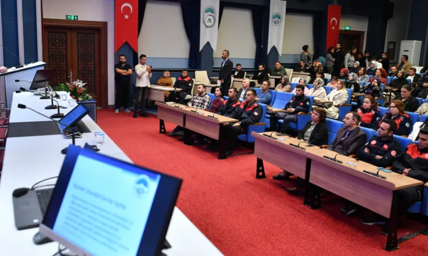 Büyükşehir Personeline 'Etik Davranış' eğitimi