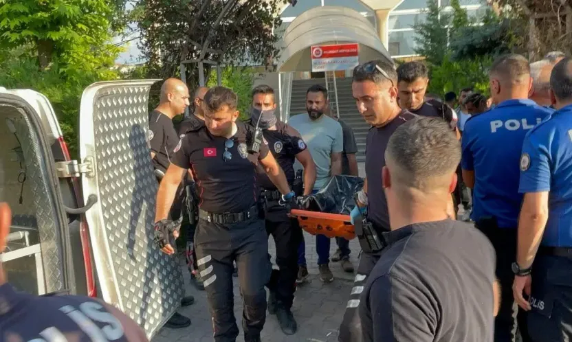 Camiide namaz kılarken öldürülen Ş.T.'nin cinayet zanlısının yargılanmasına başlandı