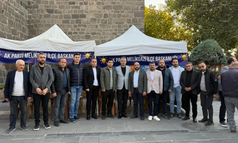 Çopuroğlu'ndan Meydanda üye çalışması yapan teşkilata destek