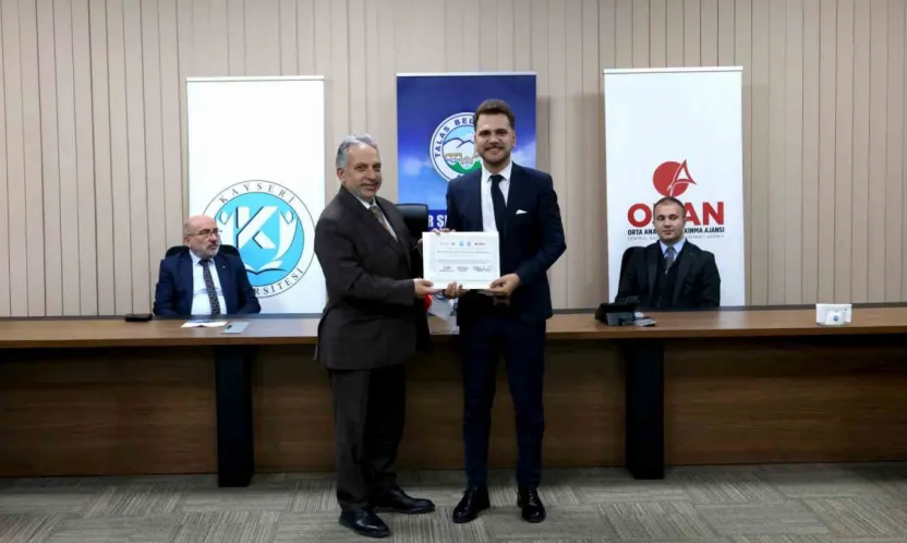 Dijital Görselleştirme ve Tasarım Araçları Eğitimi tamamlandı