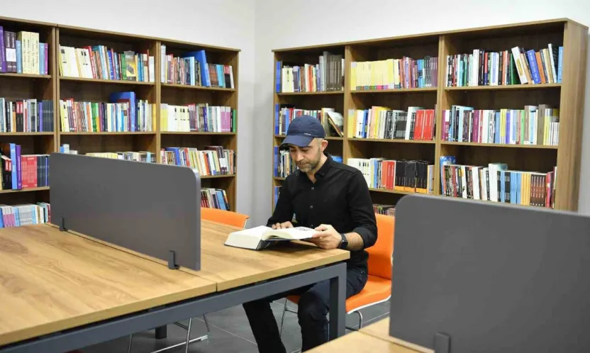 Diş Hastanesi Yeni Ek Binasına Okuma Salonu Kazandırıldı