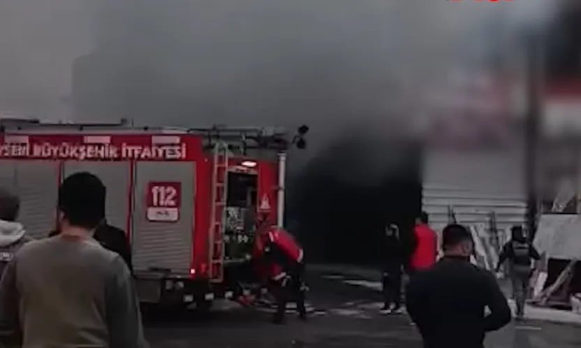 Doğu Sanayi'de çıkan yangın kontrol altına alındı