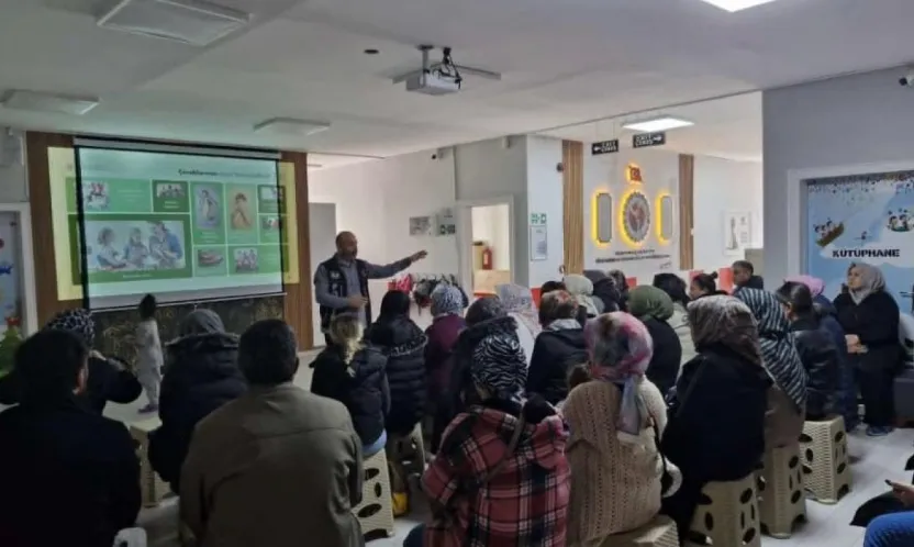 En İyi Narkotik Polisi Anne eğitiminde 73 veli bilgilendirildi