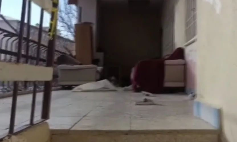 Eski Nişanlısı ve Çocuklarını Bıçakla Yaraladı