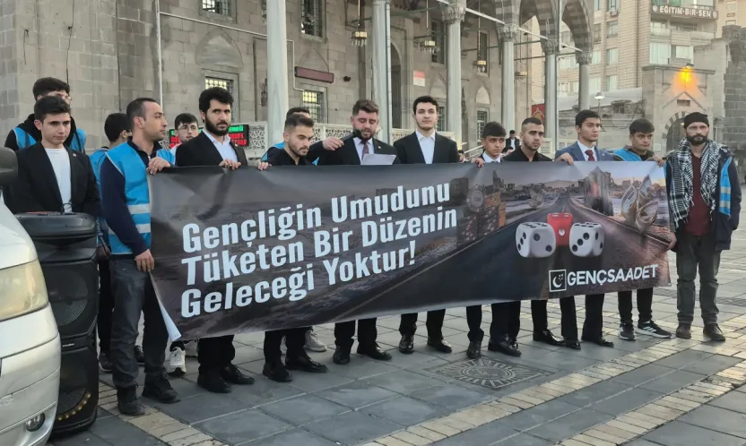 Genç Saadet: 'Ankara'da dayısı olmadığı için elenen gençlerin hikayesi bu ülkenin öğrenilmiş çaresizliği haline geldi'
