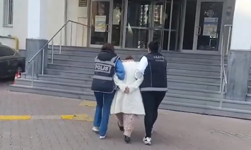 Hırsızlık suçundan 19 yıl hapisle aranan kadın yakalandı