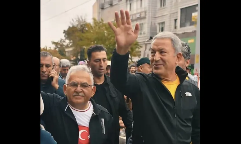 Hulusi Akar'dan, 'En Aktif Belediye' teşekkürü