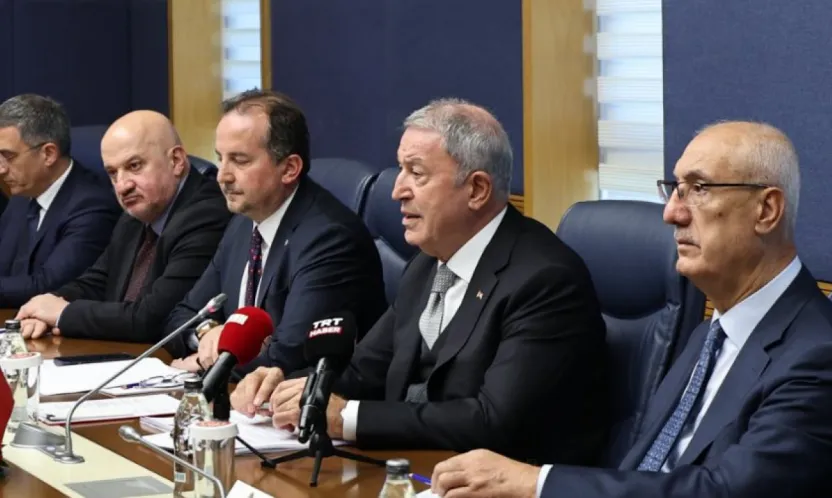 Hulusi Akar, Gürcistan ile Stratejik İş Birliği Görüşmesine Katıldı
