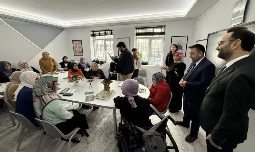 İl Müftüsü Durmuş Ayvaz,  Engelsiz Kur'an Kursu'nu Ziyaret Etti