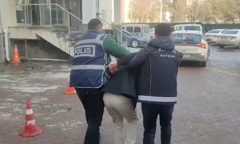 Kasten öldürme suçundan 25 yıl hapis cezası ile aranan firari yakalandı 