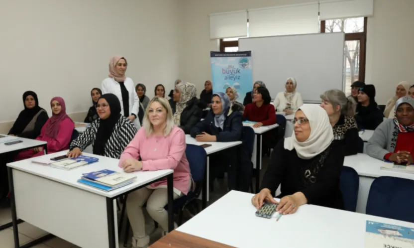 Kaymek'ten Yabancı Öğrencilere Türkçe Dersi