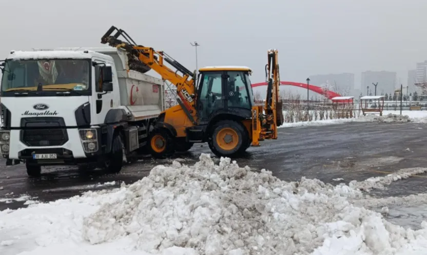 Kayseri'de 333 Kırsal Mahalle Yolu Açıldı: Kapalı Yol Kalmadı