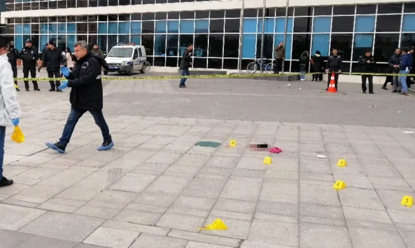 Kayseri'de Adliye Önü Cinayet Davasında Yeni Gelişme: Reddi Heyet Talebi Reddedildi