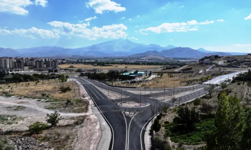 Kayseri'de Akıllı Kavşak Uygulamalarıyla Trafik Rahatlıyor
