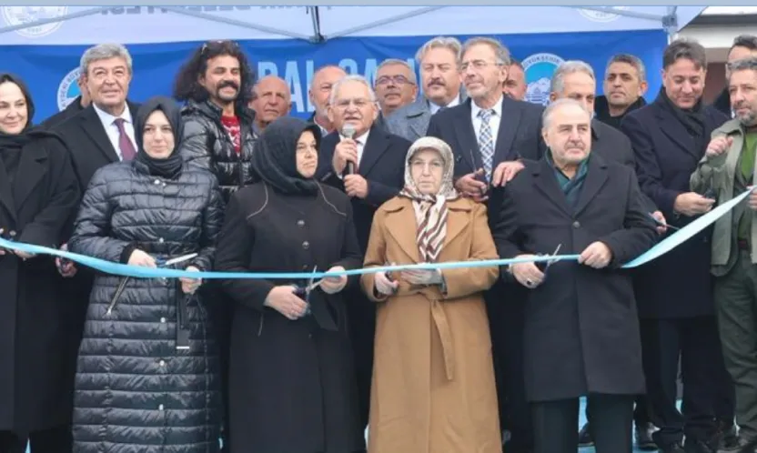 Kayseri'de bir cami daha ibadete açıldı