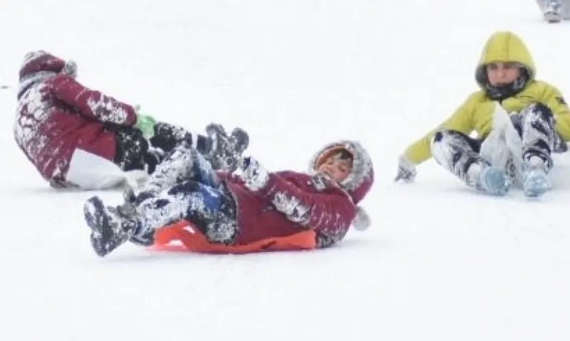 Kayseri'de eğitimde kar tatili devam ediyor: Cuma günü de tatil