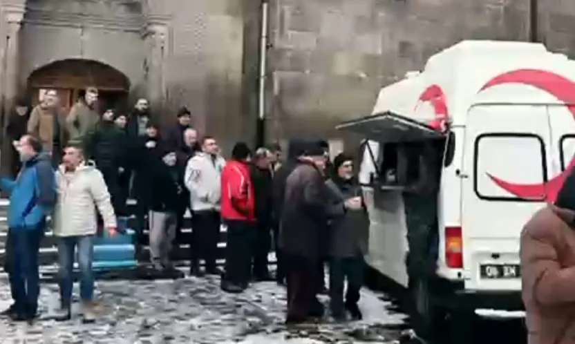 Kayseri'de Hunat Camii'nde Tarihi Buluşma: 'Filistin'i Unutmuyoruz'