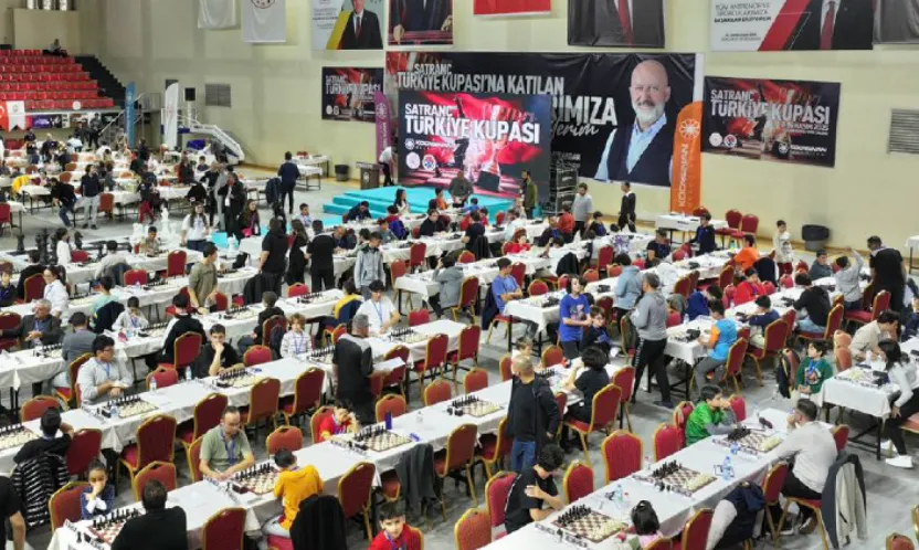 Kayseri'de Satranç Türkiye Kupası Devam Ediyor