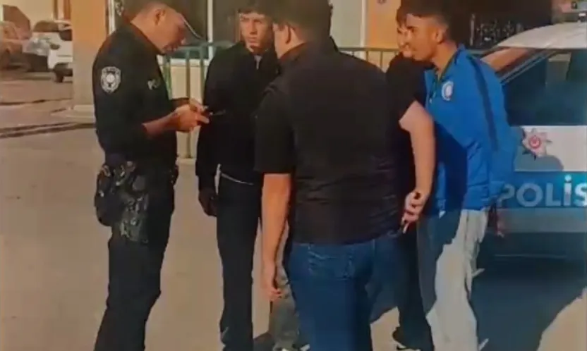 Kayseri polisi'nden okul önü denetimi
