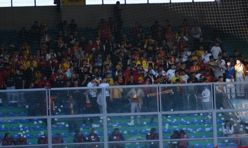 Kayserispor, Rizespor deplasmanında bile 'çirkin ve kötü tezahürattan'  PFDK'ya sevk edildi