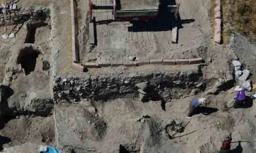 Kültepe Kaniş-Karum'da Tarihi Keşif: Sarayın Altında Yeni Bir Saray Bulundu