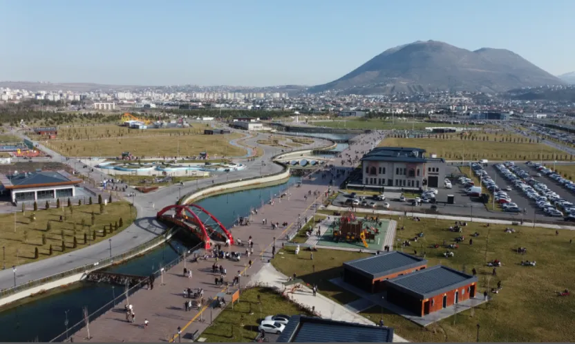 Millet Bahçesi, Kayserililerin Buluşma Noktası