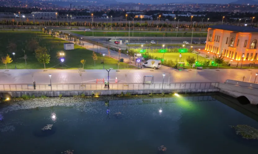 Millet Bahçesi'ne LED'li Aydınlatma