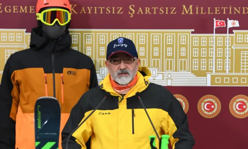 Milletvekili Cıngı, 'Erciyes'e gelen kayakçılar, 15 dakikada şehir merkezine inip 6 bin yıllık tarihi keşfediyor'