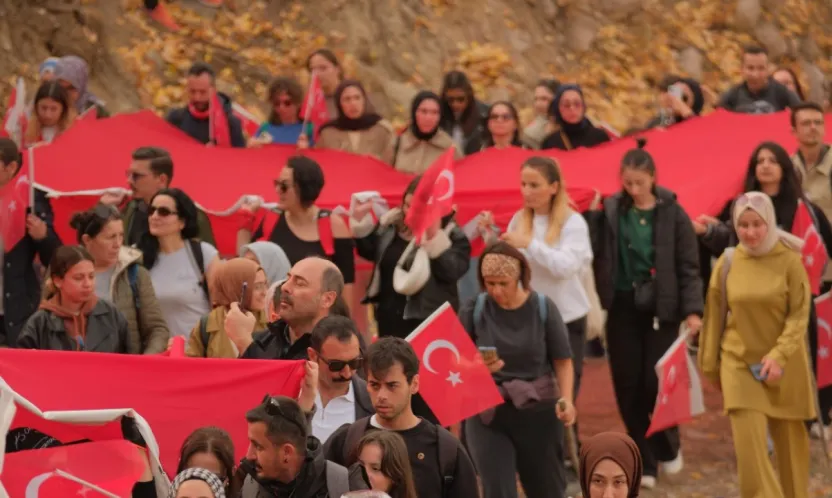 Ortaseki'de Cumhuriyet Coşkusu: Gençler Doğada Birlik ve Umut İçin Buluştu