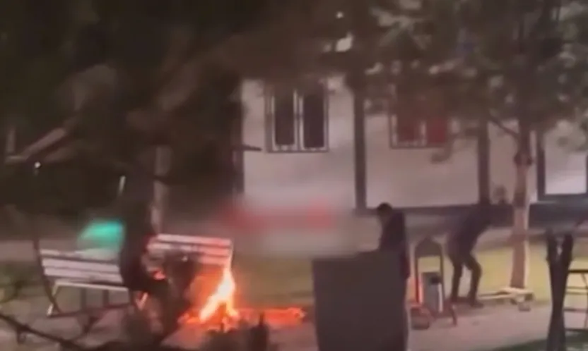 Parka zarar veren 2 çocuk yakalandı