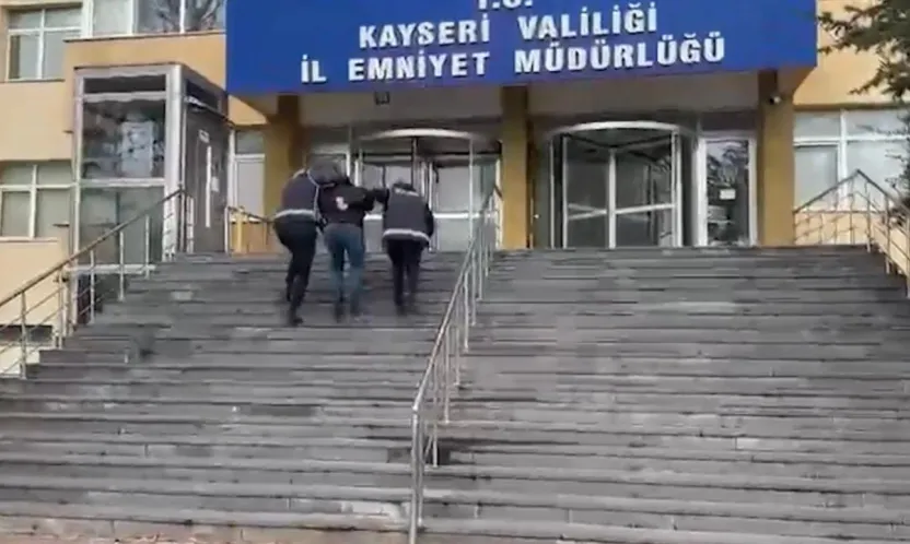 Sahte alkol ve kaçak sigara operasyonunda 2 gözaltı